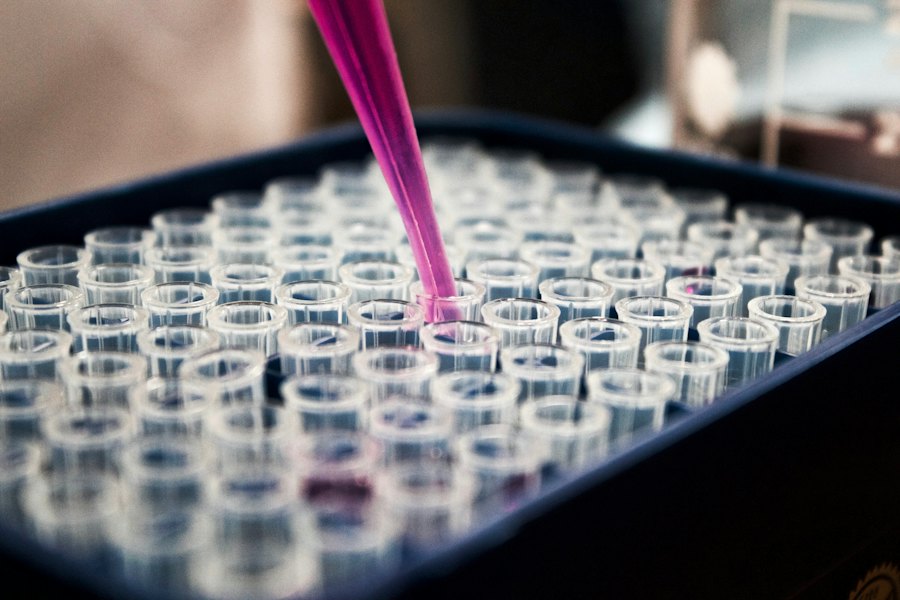 Pipette dispensing into a sample plate