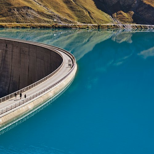 Hydroelectric dam